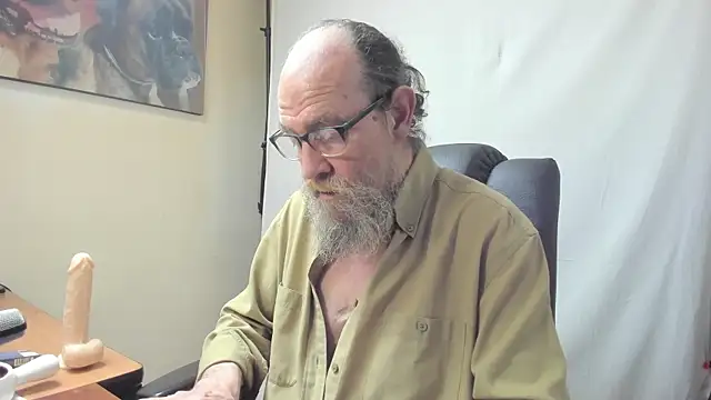 Uncle Hottie online show from February 18, 10:29 pm