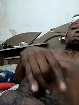 Negaomalinha1 online show from April 19, 9:42 am