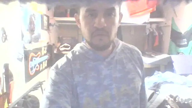 papi-fitty online show from May 1, 2:19 pm