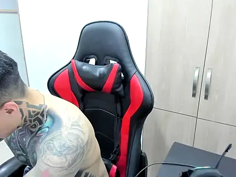 Chrissblack online show from February 12, 3:56 am