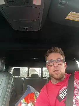 WIDBIGWHITECOCK online show from April 18, 10:31 pm