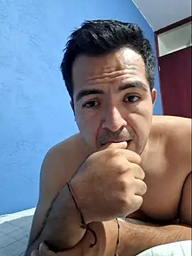DarkAngel0503 online show from May 5, 5:53 am