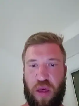 slutwifebbw online show from June 25, 11:19 pm