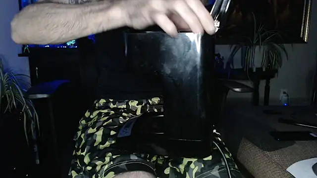 EspanolVato online show from April 17, 8:50 am