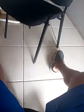 Dylandlopez online show from March 18, 4:43 pm