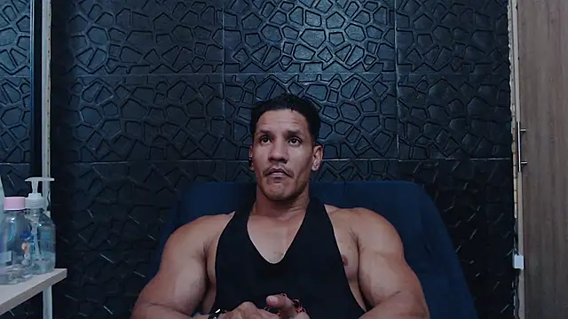 viktor herrera online show from January 13, 7:40 pm