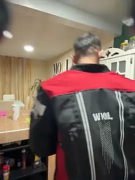 wolfbucker online show from April 21, 5:02 am