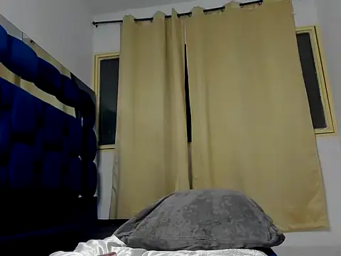 Scook Gray  online show from February 6, 11:34 pm