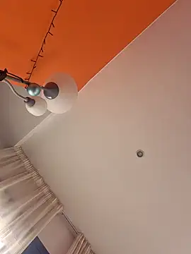 Dantedandelionx online show from January 15, 1:58 pm