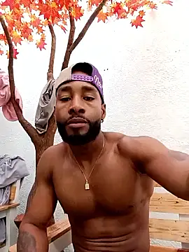 Dante Knox online show from April 5, 6:37 pm