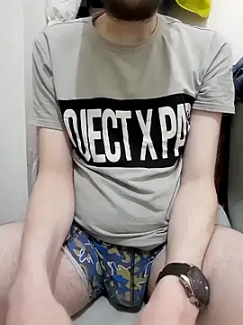 80julien online show from March 8, 8:29 am