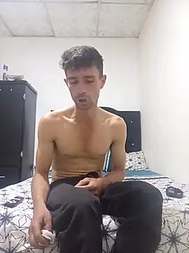 torvyHot online show from March 18, 8:34 pm