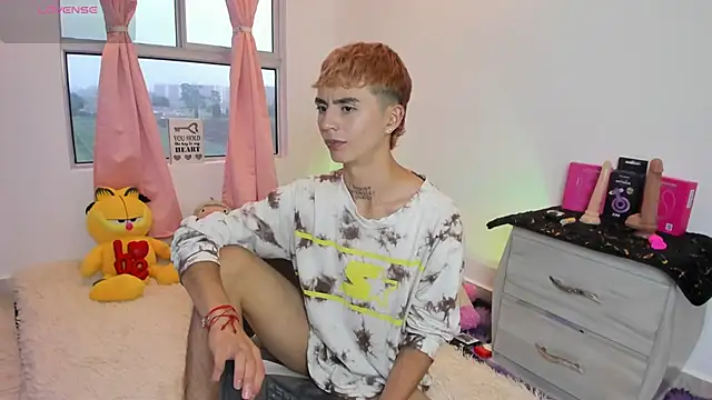 Maiky Cooper01 online show from February 13, 8:36 pm