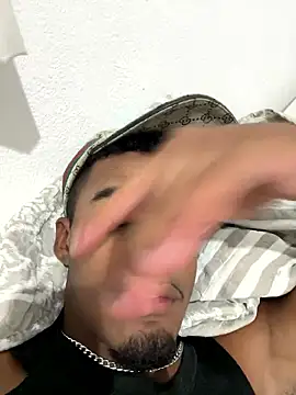 Otavio 01 online show from January 19, 12:13 am