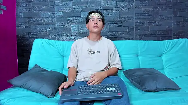 hansel yesid28 online show from January 16, 3:37 pm