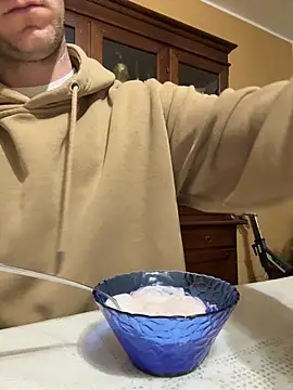 badCecio online show from April 17, 3:42 am