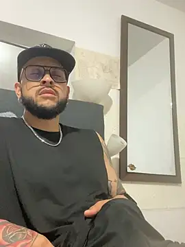 Cladiador10 online show from March 6, 5:15 am