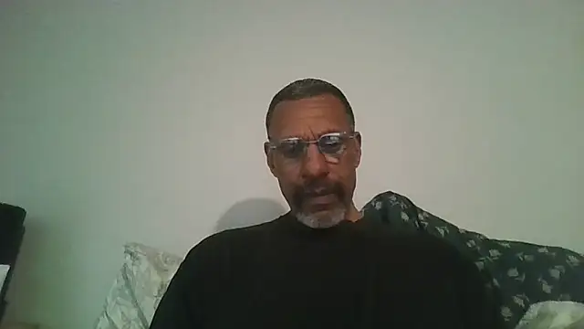 swimmer2496 online show from March 27, 9:38 pm