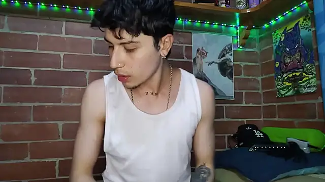 PaulDamico online show from April 18, 12:34 am