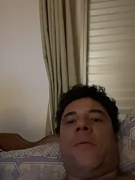 DieMitransarinos online show from March 18, 1:52 am