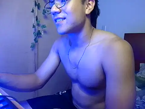 CreamKingg online show from April 23, 3:55 am