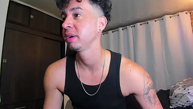 iam logan online show from February 26, 6:15 am