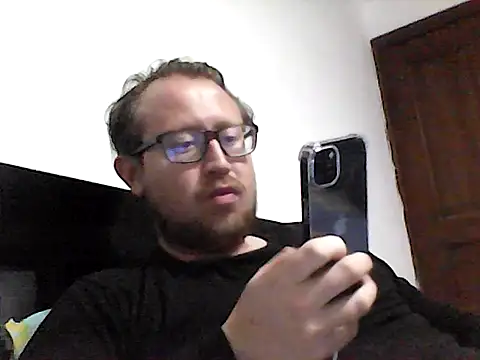 Ecuhot8976 online show from February 4, 5:13 am