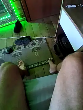 Robsonitj90 online show from February 12, 9:37 am