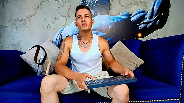  angel rivera online show from April 14, 6:40 pm