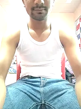 Darkintrovert online show from April 14, 8:03 am