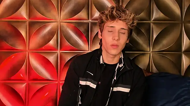 DannyParker  online show from March 27, 8:26 am