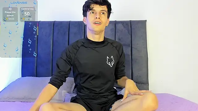 axxxel twink online show from April 3, 1:57 am