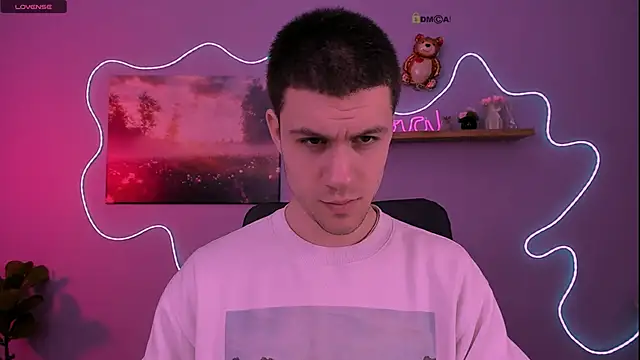 neo raze online show from March 29, 6:52 pm