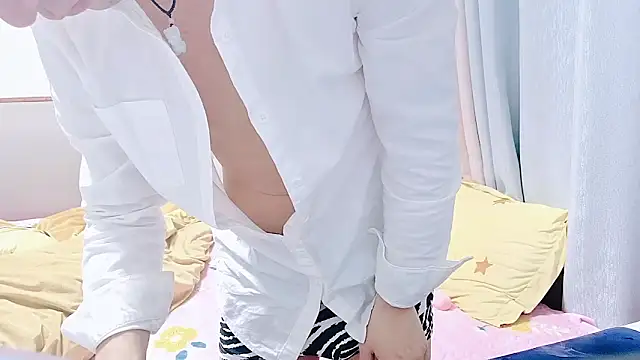 SUNNY BOY online show from February 7, 1:29 pm