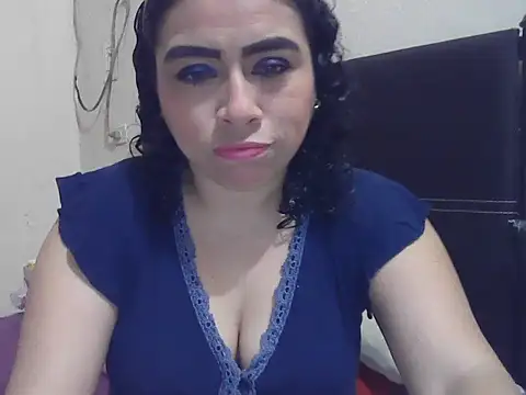 DalilahMx online show from February 17, 4:17 pm