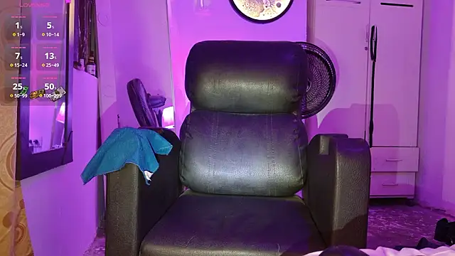 ReyKen- online show from March 12, 12:07 am