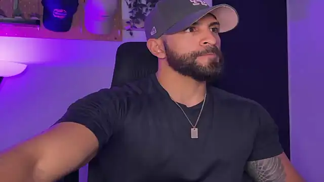 SamDornan51 online show from March 25, 2:37 am