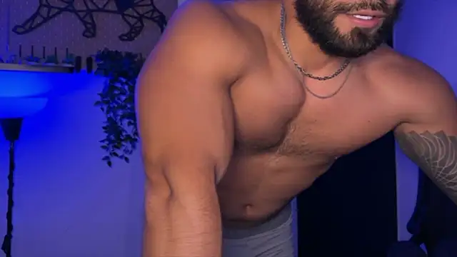 SamDornan51 online show from July 25, 4:42 am