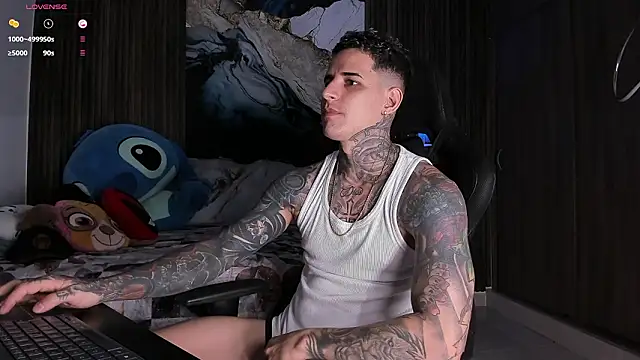 trisstann  online show from March 20, 11:30 pm