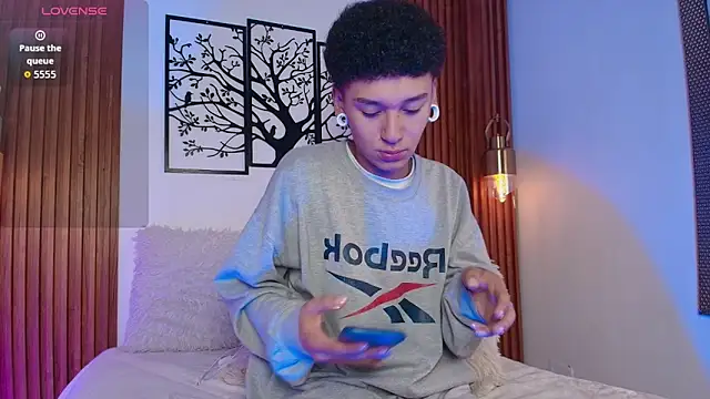 David Banks  online show from March 2, 12:34 pm