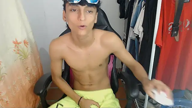 BOY 0914 online show from March 4, 7:04 am