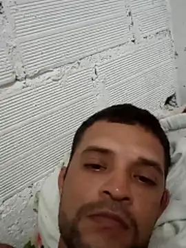 Hot Veteran 1 online show from April 18, 1:40 am