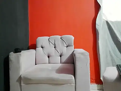 Chocomilk 18 online show from February 17, 8:52 pm