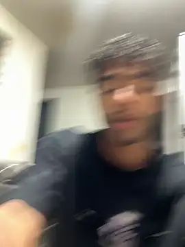 its alejandro27 online show from April 19, 8:00 pm