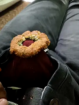 don raja123 online show from February 9, 4:06 am