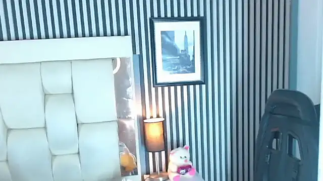 lucke collins22 online show from February 6, 8:22 am