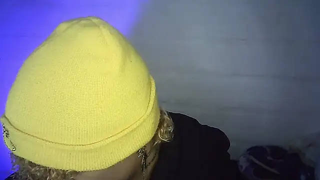 lucke collins22 online show from March 6, 7:05 am