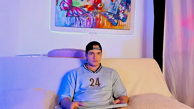 jhon nicolas online show from February 15, 3:46 am