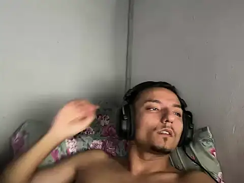 cerejadc online show from April 16, 6:02 am