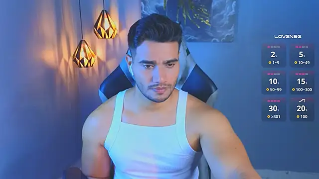 AndresRodriguez1 online show from April 18, 11:37 pm